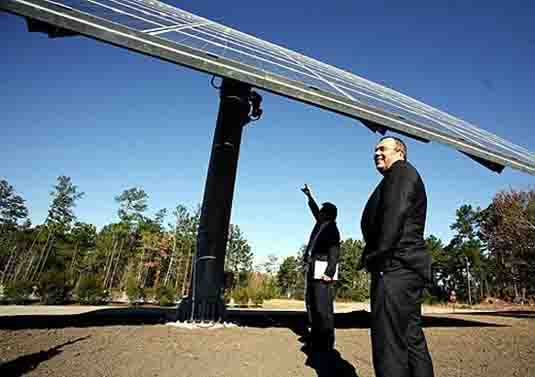 Solar Energy Tapped By Solar Tracker Solar Panels