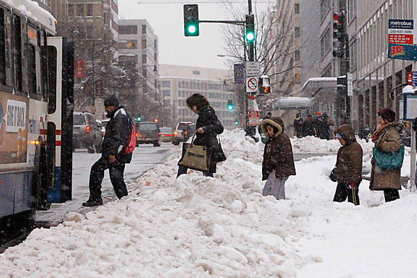Climate Change Makes Major Snowstorms More Likely