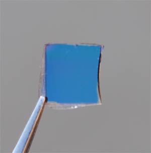 Display screens with colored solar cells